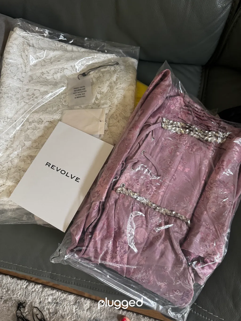 Customer vouch — Revolve